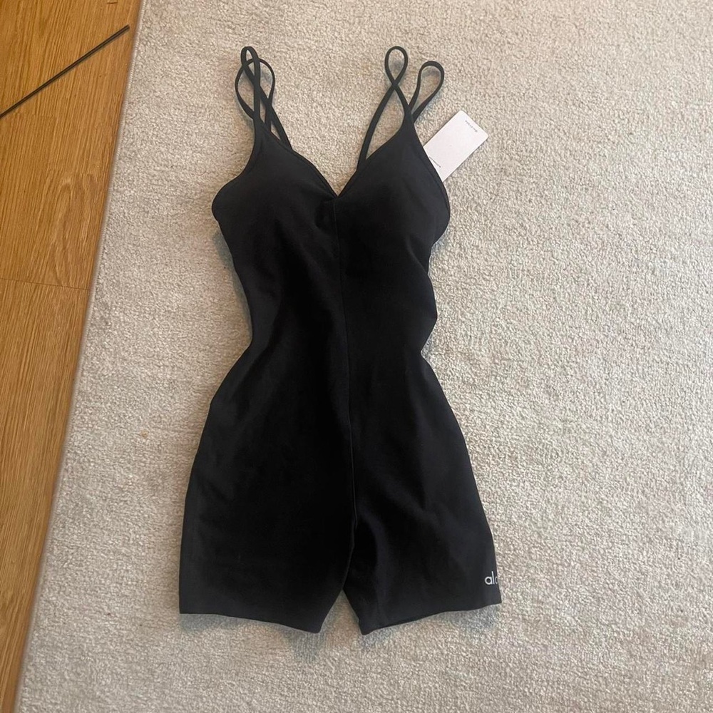 black alo yoga suns out onesie romper